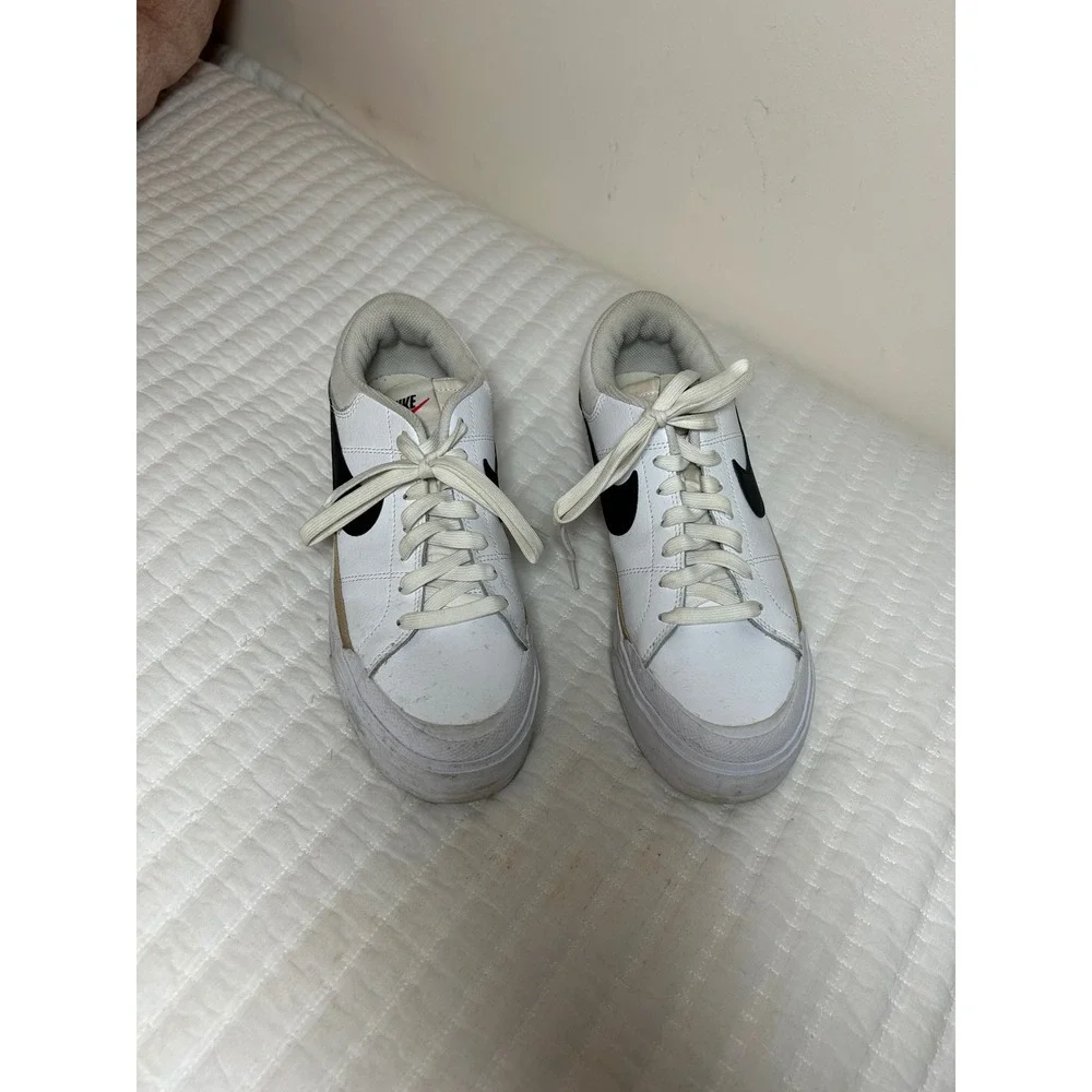 Nike Court Legacy Lift White Black Gold‎ Leather Sneakers Women US 9.5